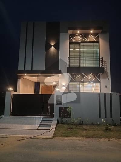 5 Marla House Available for rent in dha 9 town Lahore