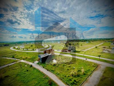 Block M 30*60 ( 7 Marla ) Park Face Residential Plot For Sale in PECHS.