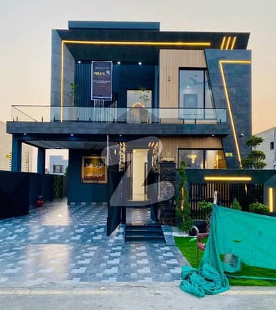 3 Years Installments Plan 10 Marla Brand New House For Sale In Park View City