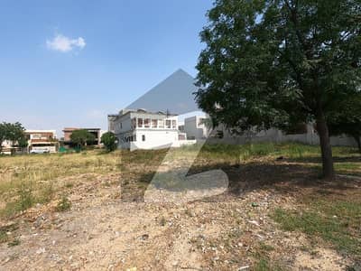 1 Kanal Prime Residential Plot For Sale DHA Phase 7, Y Block