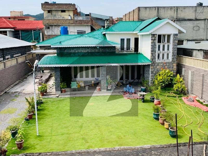 کاکول روڈ ایبٹ آباد میں 5 کمروں کا 2 کنال مکان 11.5 کروڑ میں برائے فروخت۔ کاکول روڈ ایبٹ آباد میں 5 کمروں کا 2 کنال مکان 11.5 کروڑ میں برائے فروخت۔
