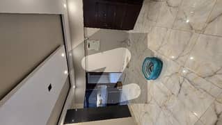 SPECIUOS AND ELEGANT 3 BED DD FLAT FOR SALE