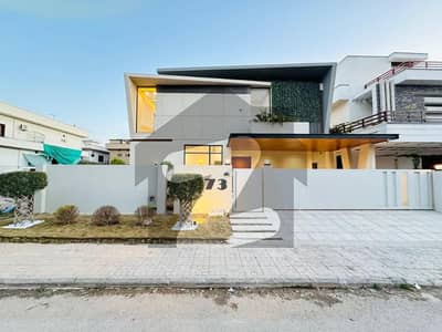 Most Beautiful Design Of 1 Kanal House Up For Sale