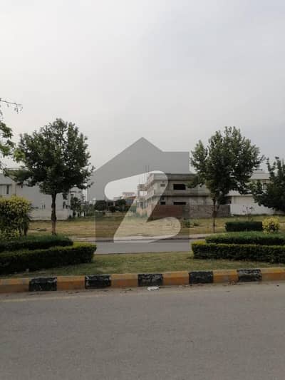 7 MARLA DEVELOP POSSESSION PLOT FOR SALE ON REASONABLE PRICE IN GULBERG GREEN ISLAMABAD 7 MARLA DEVELOP POSSESSION PLOT FOR SALE ON REASONABLE PRICE IN GULBERG GREEN ISLAMABAD