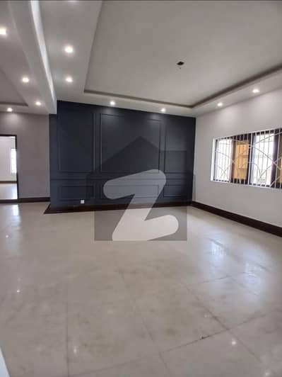 DEFENCE 500 YARDS UPPER PORTION FOR RENT SEPARATE GATE
