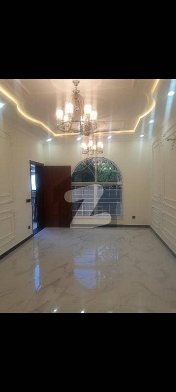 Unoccupied House Of 7 Square Feet Is Available For sale In G-11