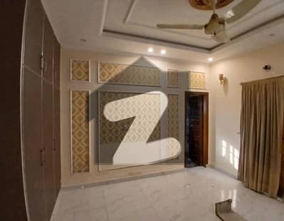 5 Marla Non Furnished Lower Portion Available For Rent