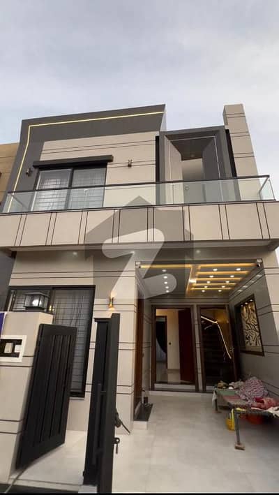 5 Marla Brand New House For Sale In Lake City Lahore