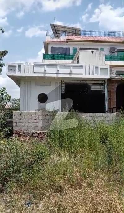 4 Marla Prime Location Plot for Sale on Main prince Road Street No 8