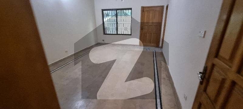 جی ۔ 11 اسلام آباد میں 5 کمروں کا 7 مرلہ مکان 2.38 لاکھ میں کرایہ پر دستیاب ہے۔ جی ۔ 11 اسلام آباد میں 5 کمروں کا 7 مرلہ مکان 2.38 لاکھ میں کرایہ پر دستیاب ہے۔