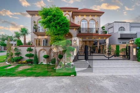 1 Kanal Modern House Near Mosque and Park 1 Kanal Modern House Near Mosque and Park