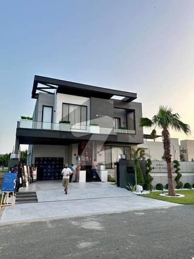 PHASE 6 1-KANAL BRAND NEW FULLY MAINTAINED BUNGALOW IS AVAILABLE FOR SALE. PHASE 6 1-KANAL BRAND NEW FULLY MAINTAINED BUNGALOW IS AVAILABLE FOR SALE.