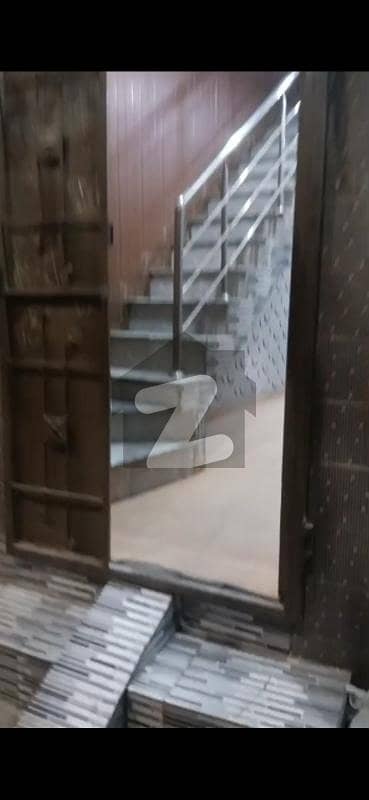سمن آباد لاہور میں 4 کمروں کا 2 مرلہ مکان 68.0 لاکھ میں برائے فروخت۔