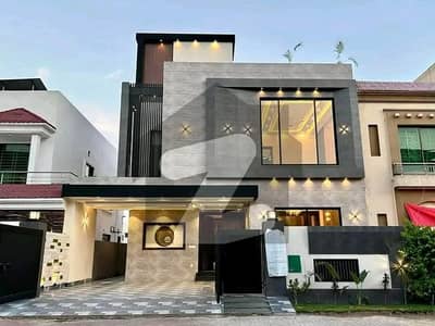 بحریہ ٹاؤن جاسمین بلاک بحریہ ٹاؤن سیکٹر سی,بحریہ ٹاؤن,لاہور میں 5 کمروں کا 10 مرلہ مکان 2.98 کروڑ میں برائے فروخت۔ بحریہ ٹاؤن جاسمین بلاک بحریہ ٹاؤن سیکٹر سی,بحریہ ٹاؤن,لاہور میں 5 کمروں کا 10 مرلہ مکان 2.98 کروڑ میں برائے فروخت۔