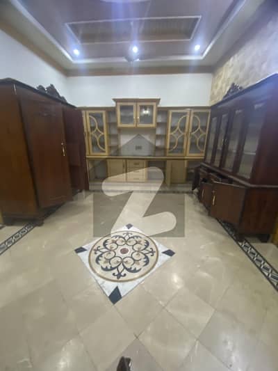 6 MARLA NEW LUSH CONDITION GROUND PORTION AVAILABLE FOR RENT