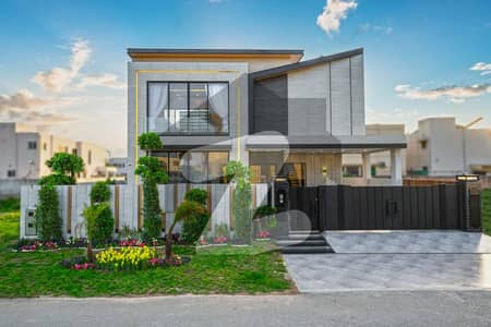 1 Kanal Modern House Near Tim Hortons