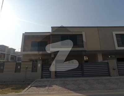 عسکری 5 ۔ سیکٹر جے عسکری 5,ملیر کنٹونمنٹ,کینٹ,کراچی میں 5 کمروں کا 15 مرلہ مکان 9.5 کروڑ میں برائے فروخت۔ عسکری 5 ۔ سیکٹر جے عسکری 5,ملیر کنٹونمنٹ,کینٹ,کراچی میں 5 کمروں کا 15 مرلہ مکان 9.5 کروڑ میں برائے فروخت۔