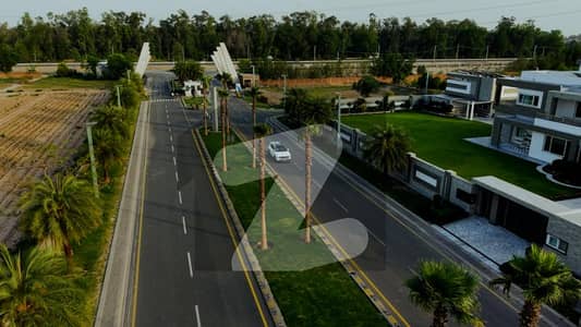 ستارہ ولاز فیصل آباد میں 20 کنال رہائشی پلاٹ 88.0 کروڑ میں برائے فروخت۔