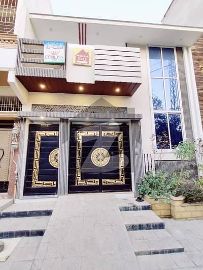 Spacious House Is Available For Sale In Ideal Location Of Saadi Town - Block 7
