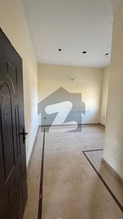 Naya Nazimabad 120 Square Yard Portion For Rent