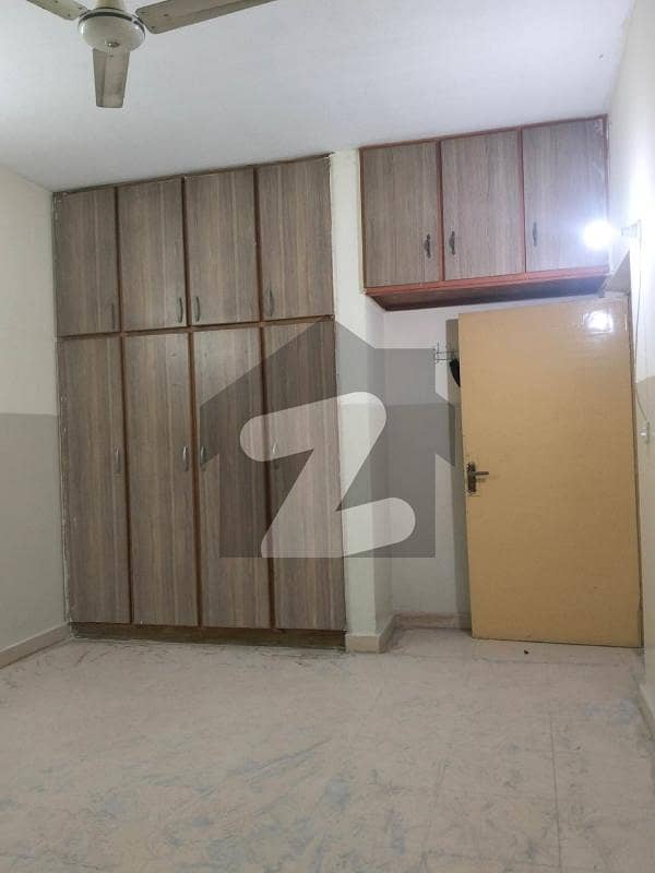 Prime Location 4 Bedroom Liveable Full House Prime Location 4 Bedroom Liveable Full House