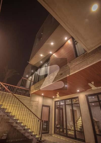 Brand New Chance Deal 1100 Yards Bungalow 8 Bedrooms Owner Built DHA Phase 8