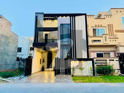 ULTRA-MODERN 5 MARLA BRAND NEW HOUSE AVAILABLE FOR SALE (AT REASONABLE PRICE) IN CITI HOUSING GUJRANWALA