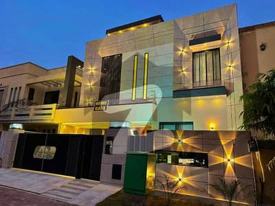 بحریہ ٹاؤن اقبال بلاک بحریہ ٹاؤن سیکٹر ای,بحریہ ٹاؤن,لاہور میں 5 کمروں کا 10 مرلہ مکان 3.35 کروڑ میں برائے فروخت۔ بحریہ ٹاؤن اقبال بلاک بحریہ ٹاؤن سیکٹر ای,بحریہ ٹاؤن,لاہور میں 5 کمروں کا 10 مرلہ مکان 3.35 کروڑ میں برائے فروخت۔