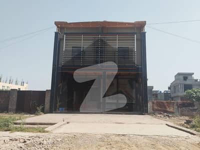 10 MARLA PALAZA RENT BEAUTYFULL LOCATION