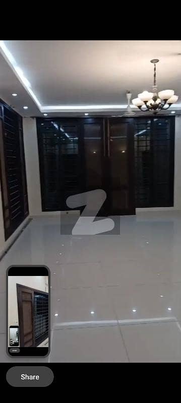 ELEGANT SPACIOUS LOWER PORTION FOR RENT