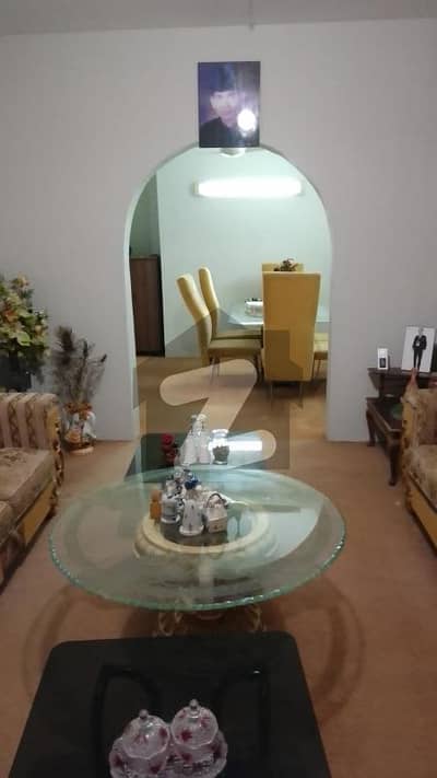 Clifton Block 1  Oyster Tower Apartments  3 Bedrooms Servant Quieter