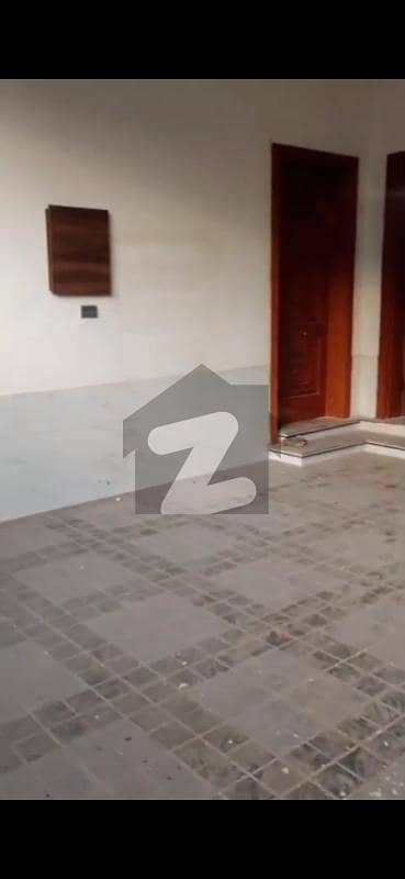 ایس ایم ڈی سٹی ملت روڈ,فیصل آباد میں 8 کمروں کا 8 مرلہ مکان 90.0 ہزار میں کرایہ پر دستیاب ہے۔