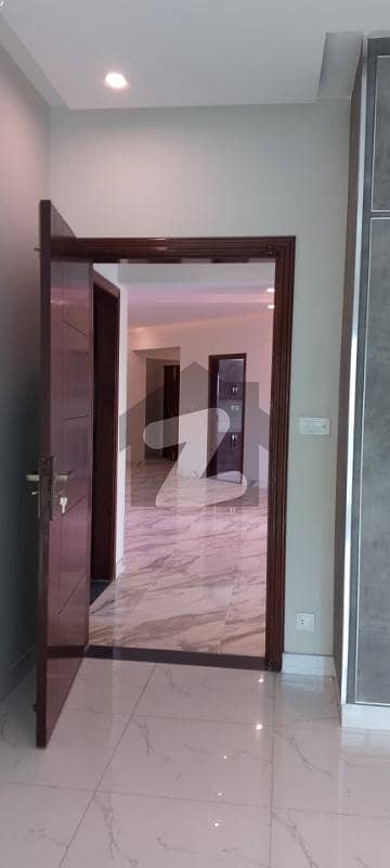 12 MARLA 4 BED HOUSE AVAILABLE FOR RENT IN ASKARI 11