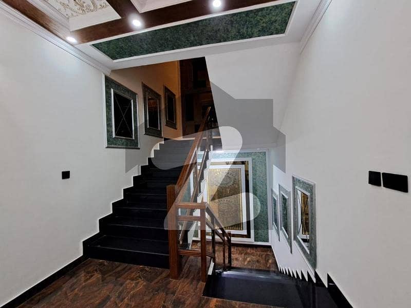 1 Kanal House for Sale 1 Kanal House for Sale