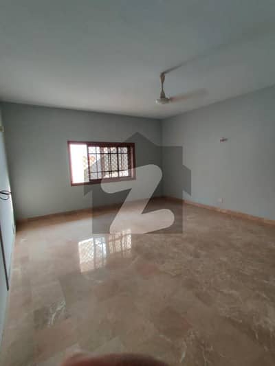 Luxurious 500 Square Yards Bungalow Slightly Used With Half Basement Owner Built With Beautiful Garden On Creek Lane Luxurious 500 Square Yards Bungalow Slightly Used With Half Basement Owner Built With Beautiful Garden On Creek Lane