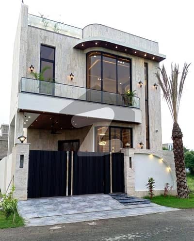 5 Marla Modern House Available For Rent In Bahria Town