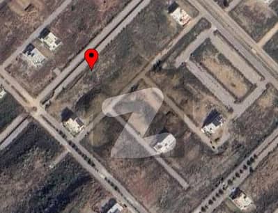 Plot on Shaukat Ali Blvd