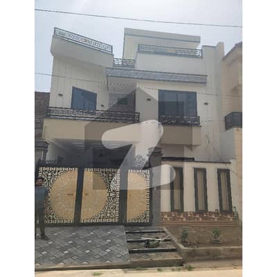 شاہین ولاز فیز 2 شاہین ولاز,شیخوپورہ میں 5 کمروں کا 7 مرلہ مکان 2.1 کروڑ میں برائے فروخت۔