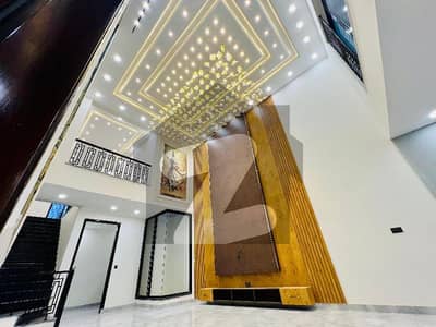 1 Kanal Most Beautiful Modern Elevation House For Sale DHA Multan On Good Location