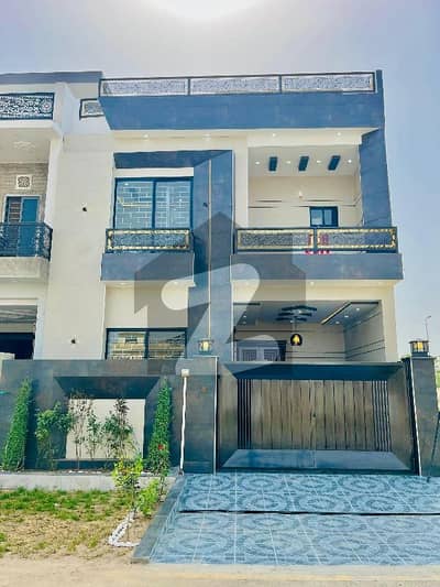 5 Marla Brand New Modern Lurxury House Available For Sale