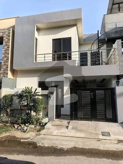 5 Marla Used House Available For Sale In ORCHARD 1 Block, PARAGON CITY