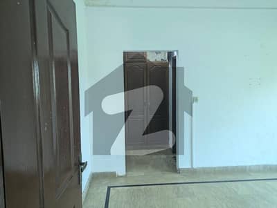 6 Bedrooms (3+3) Double Unit Full House Available For Rent Near To Park 6 Bedrooms (3+3) Double Unit Full House Available For Rent Near To Park