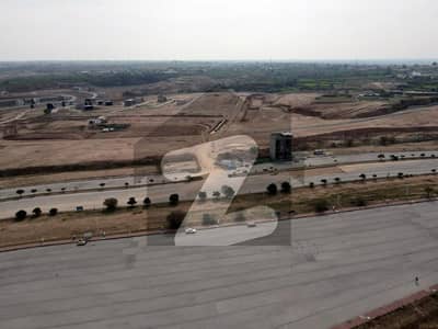 ڈی ایچ اے فیز 3 ۔ بلاک بی ڈی ایچ اے ڈیفینس فیز 3,ڈی ایچ اے ڈیفینس,اسلام آباد میں 7 مرلہ کمرشل پلاٹ 5.35 کروڑ میں برائے فروخت۔