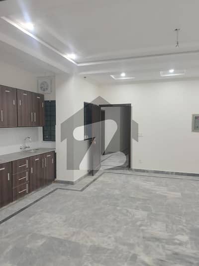 VIP OFFICES FOR RENT AT PRIME LOCATIONS