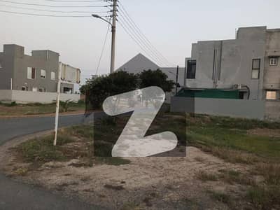 ڈی ایچ اے 11 رہبر لاہور میں 8 مرلہ رہائشی پلاٹ 1.4 کروڑ میں برائے فروخت۔ ڈی ایچ اے 11 رہبر لاہور میں 8 مرلہ رہائشی پلاٹ 1.4 کروڑ میں برائے فروخت۔