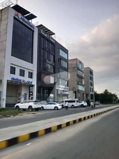 ڈی ایچ اے فیز 6 ڈیفنس (ڈی ایچ اے),لاہور میں 1 کنال رہائشی پلاٹ 5.5 کروڑ میں برائے فروخت۔