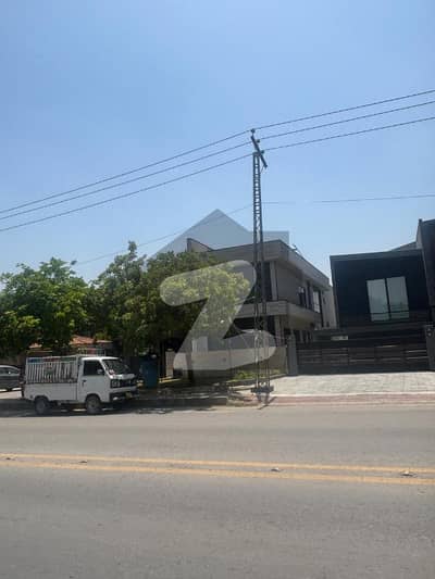 10 Marla Residential Plot For Sale On B Block Boulevard Prime Location 10 Marla Residential Plot For Sale On B Block Boulevard Prime Location