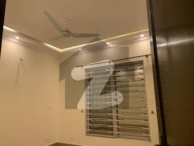 Independent 14 Marla 7+ Bed Full House For Rent