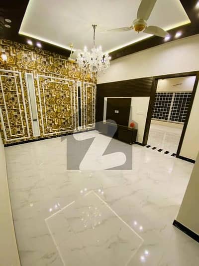 بحریہ ٹاؤن سیکٹر سی بحریہ ٹاؤن,لاہور میں 2 کمروں کا 10 مرلہ بالائی پورشن 55.0 ہزار میں کرایہ پر دستیاب ہے۔