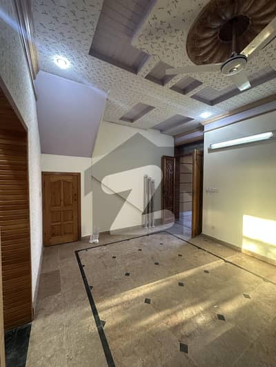 Stunning 4 Marla House In G-13 Available Stunning 4 Marla House In G-13 Available